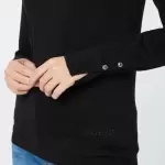 Guess - Pulover pe negru