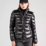 Tommy Jeans - Geaca de iarna pe negru