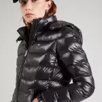 Tommy Jeans - Geaca de iarna pe negru