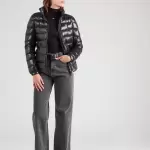 Tommy Jeans - Geaca de iarna pe negru