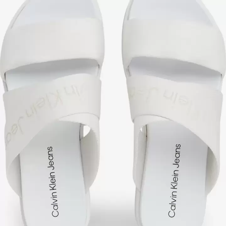 Calvin Klein Jeans - Saboți crem