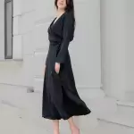 Rochie petrecuta de satin